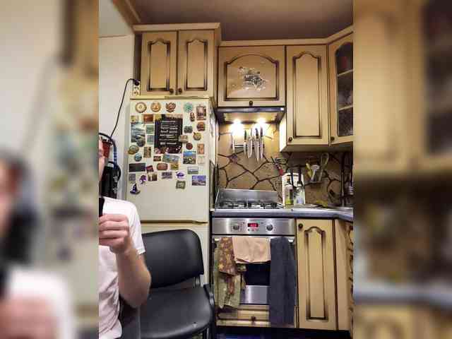 -Breid-1 bongacams live cam model