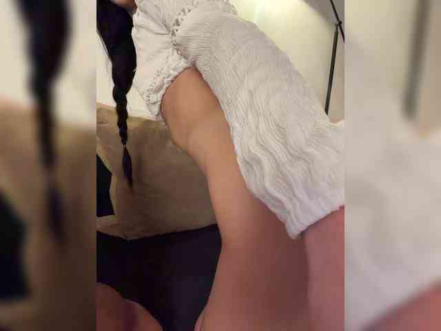 Honeycouple bongacams live cam model