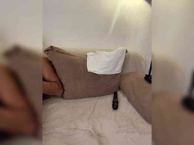 Honeycouple bongacams live cam model