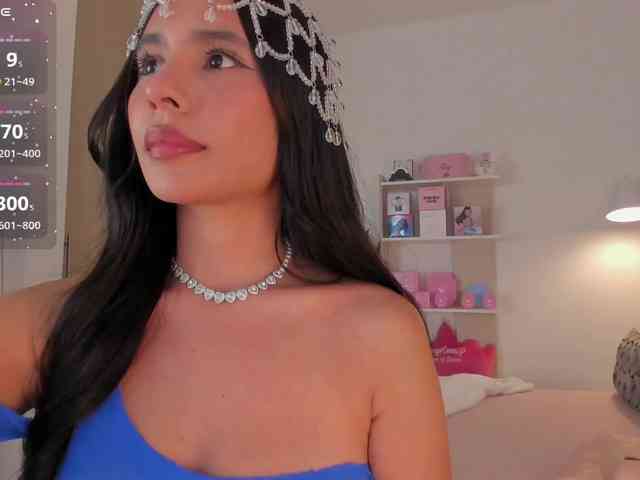 TinyRouse bongacams live cam model