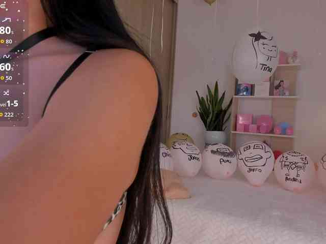 TinyRouse bongacams live cam model