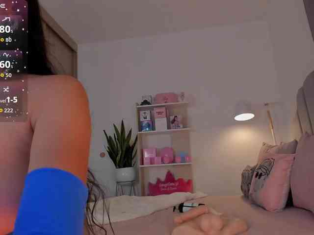 TinyRouse bongacams live cam model