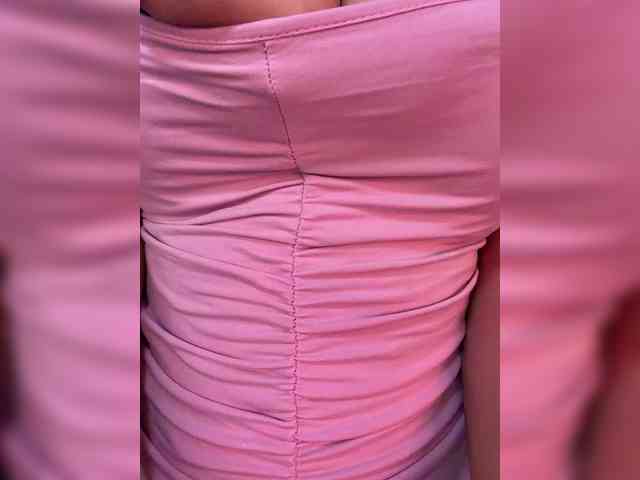 BloomJuliette bongacams live cam model