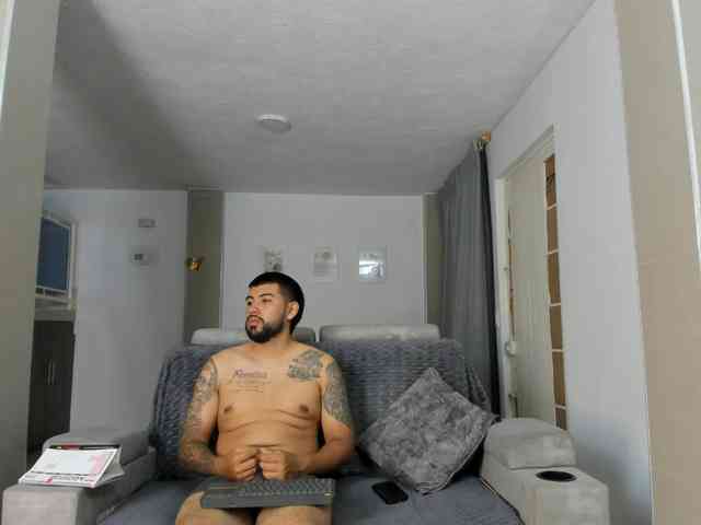 DulceRomance bongacams live cam model