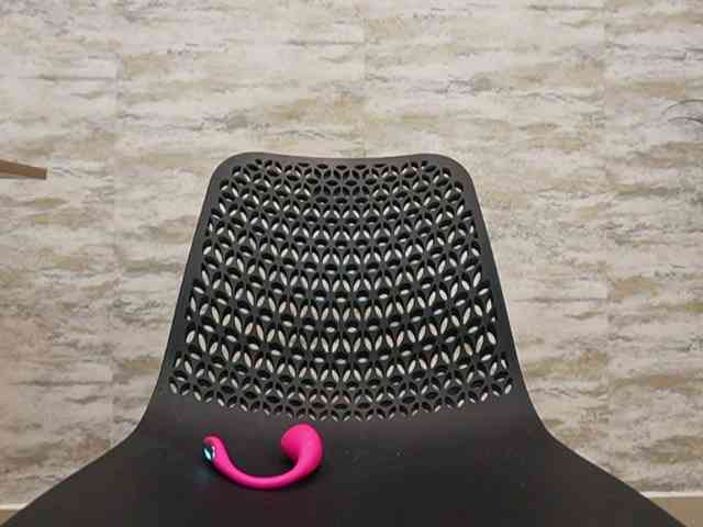 Nahomixjones bongacams live cam model
