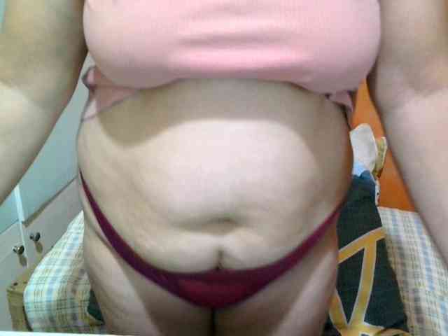 soffia-mae bongacams live cam model