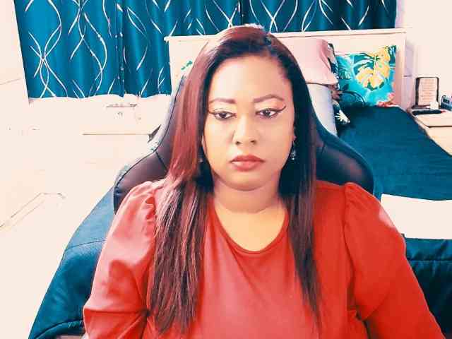 Indianlust69 bongacams live cam model