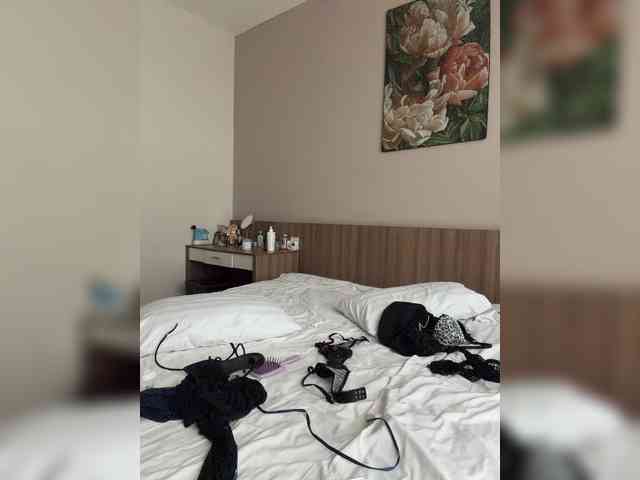 lilitgame bongacams live cam model