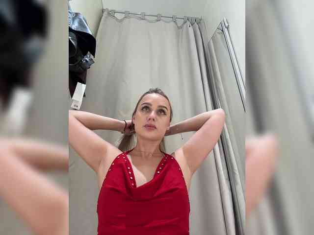 PrettyKatea bongacams live cam model