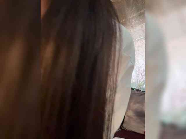 AureliyXXX bongacams live cam model