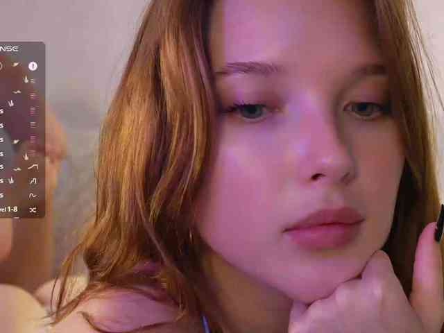 mispopi bongacams live cam model