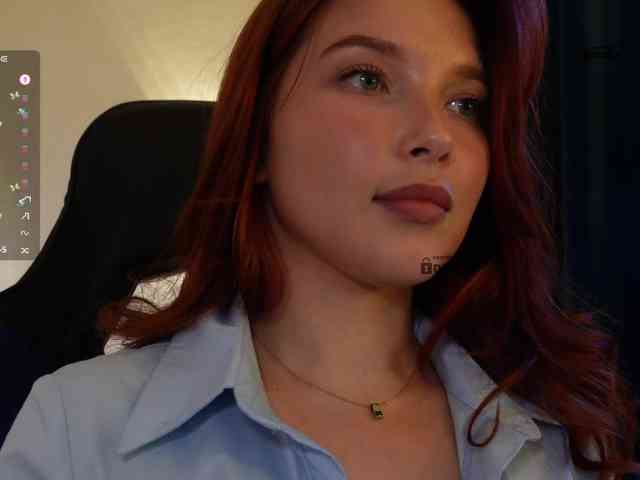 mispopi bongacams live cam model