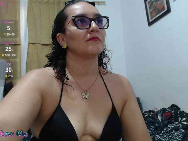 saimajayeb bongacams live cam model