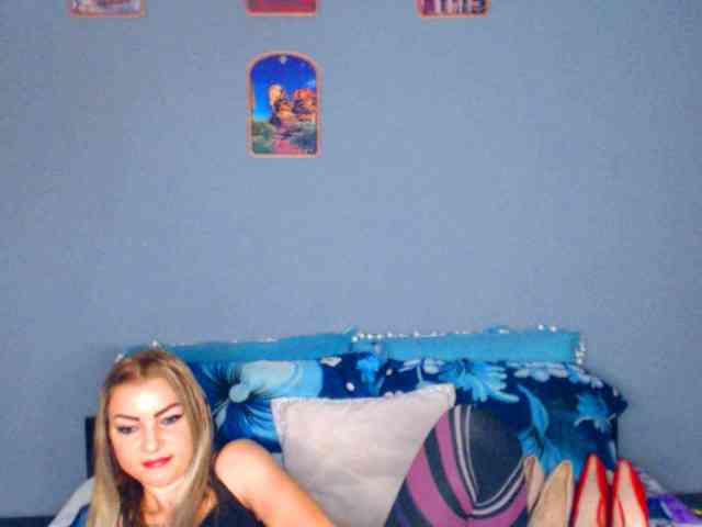 hotdirtyalice bongacams live cam model