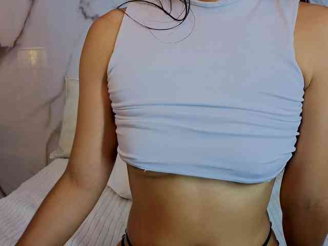 hannahill69 bongacams live cam model