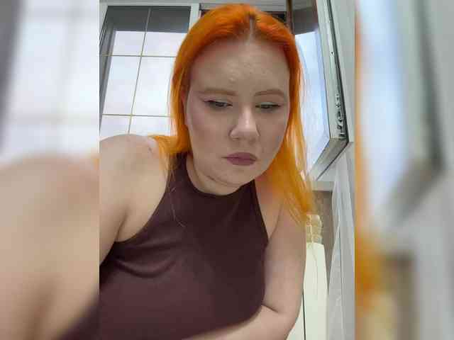 LunaLu13 bongacams live cam model