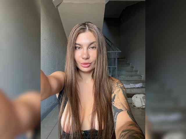 -EmilyBaby- bongacams live cam model