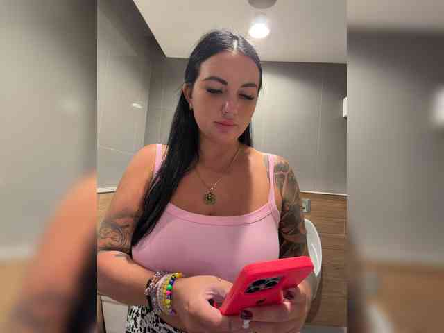 TokionaJoe bongacams live cam model