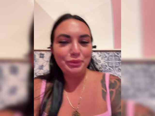 TokionaJoe bongacams live cam model
