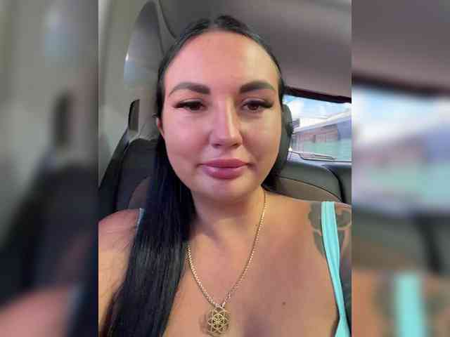 TokionaJoe bongacams live cam model