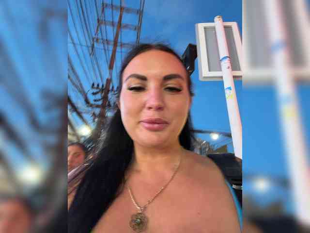 TokionaJoe bongacams live cam model