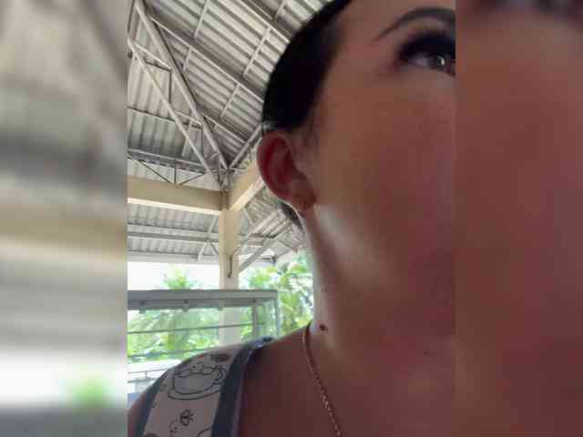TokionaJoe bongacams live cam model