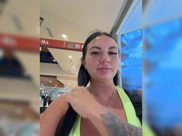 TokionaJoe bongacams live cam model