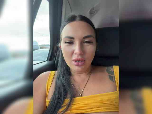 TokionaJoe bongacams live cam model