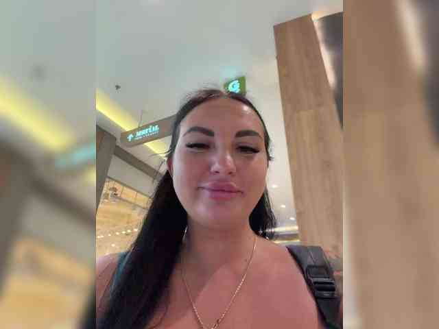 TokionaJoe bongacams live cam model