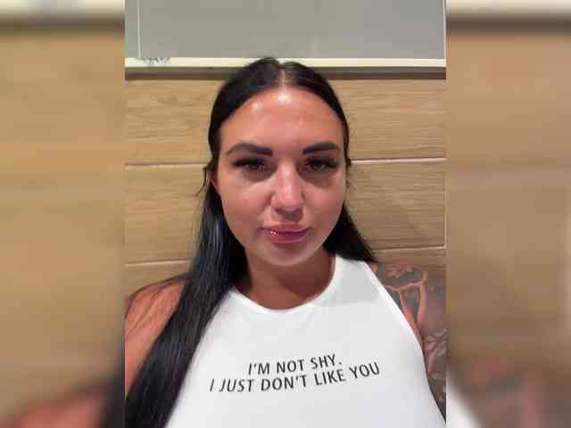 TokionaJoe bongacams live cam model