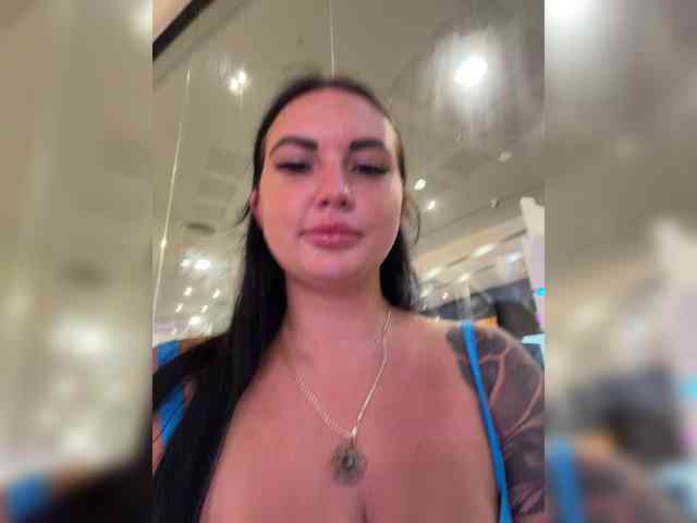 TokionaJoe bongacams live cam model
