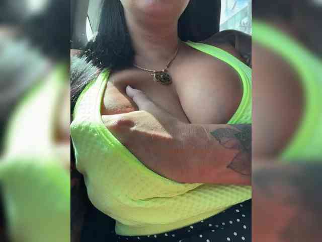 TokionaJoe bongacams live cam model