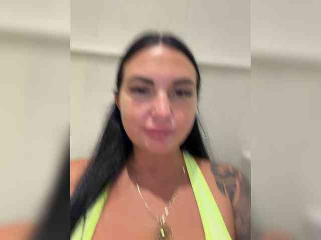 TokionaJoe bongacams live cam model