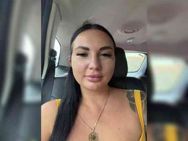 TokionaJoe bongacams live cam model