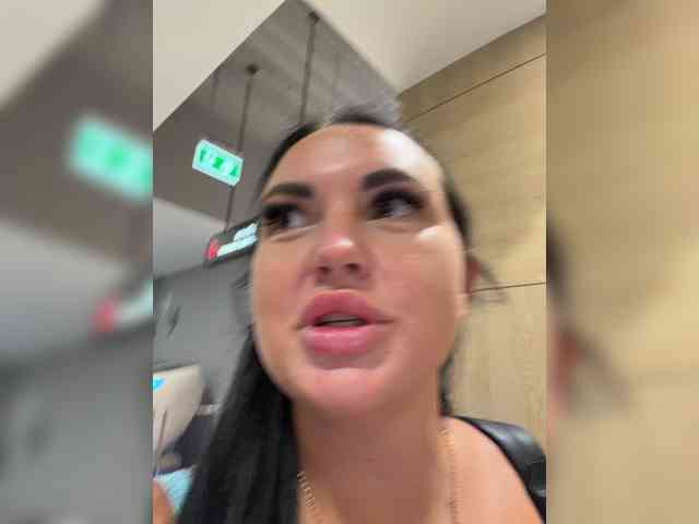 TokionaJoe bongacams live cam model