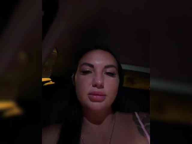 TokionaJoe bongacams live cam model