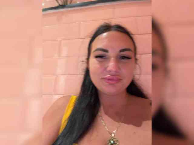 TokionaJoe bongacams live cam model