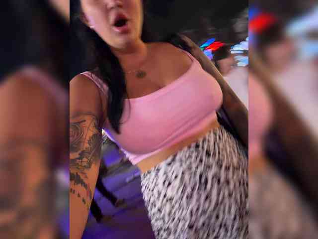 TokionaJoe bongacams live cam model