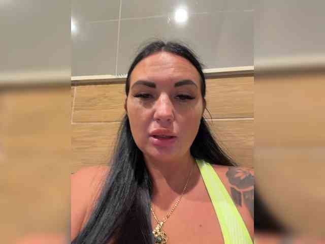 TokionaJoe bongacams live cam model