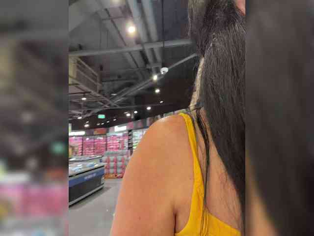 TokionaJoe bongacams live cam model