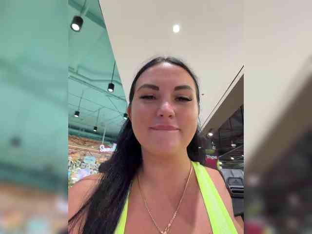 TokionaJoe bongacams live cam model