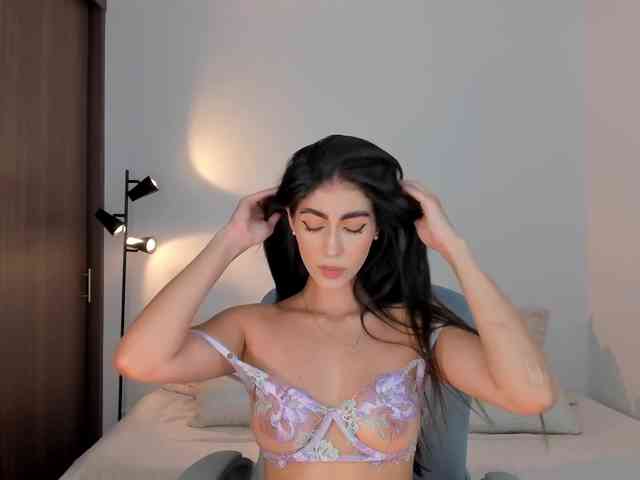 RebeccaBaxter bongacams live cam model