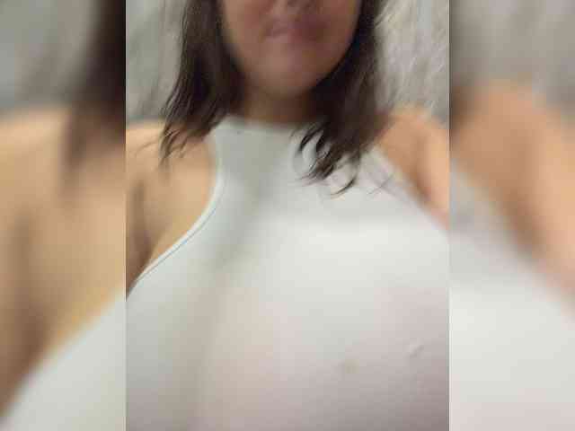 Tuda--Suda bongacams live cam model