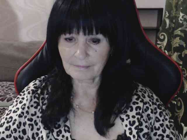 KatarinaGloss bongacams live cam model