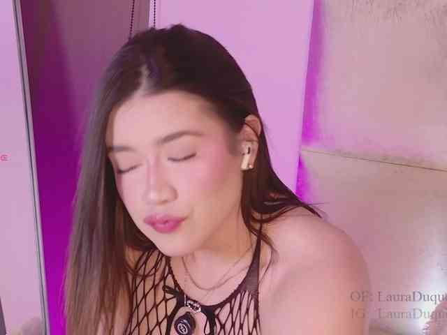 Kassia-Rogers bongacams live cam model