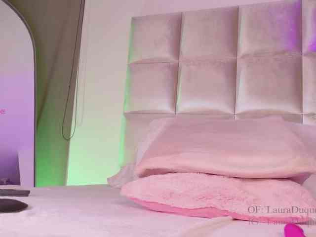 Kassia-Rogers bongacams live cam model