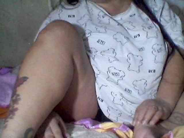 sweetasian33 bongacams live cam model