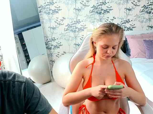 LoveAndSex24 bongacams live cam model