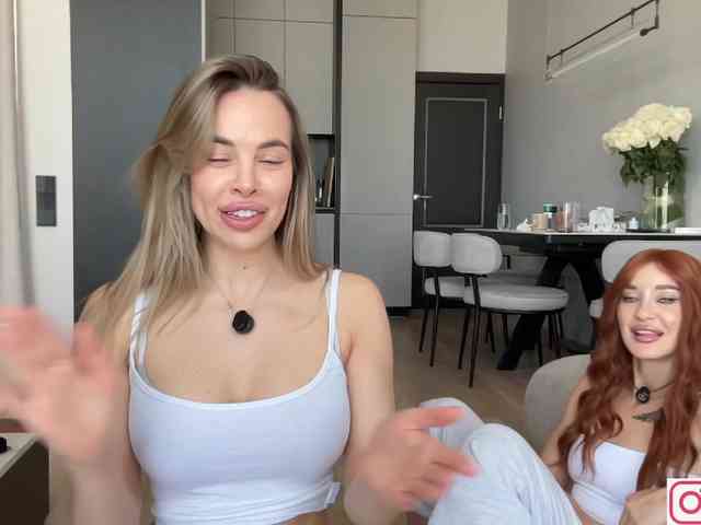 diffgirls1-1 bongacams live cam model