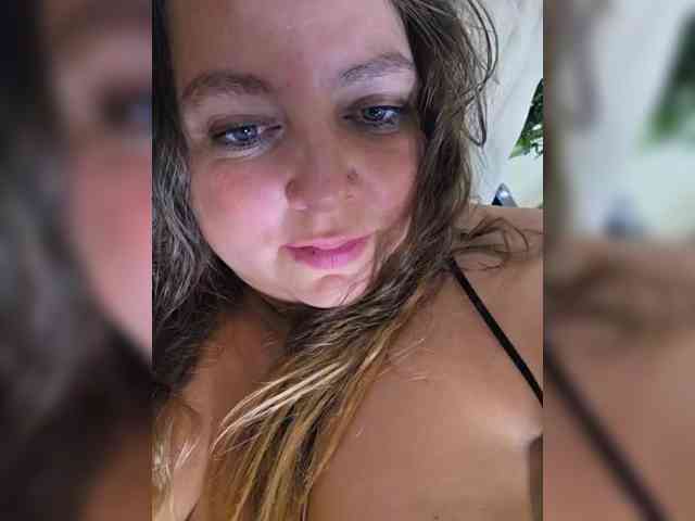 HairyCrotch bongacams live cam model